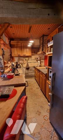 BAIS - Campagne - Maison pierres dépendances terrain-pièce d'eau