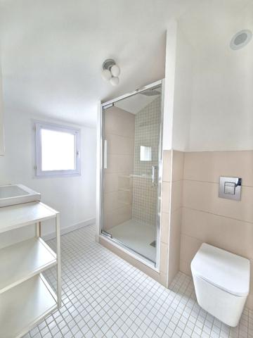 Maison
                                                                                                                                                                                                                                                                                                                        4 pièce(s)                                                                                                                                                                                                          3 chambre(s)                                                                                                                                                                                                          85  m²