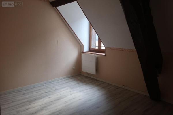 Immeuble à vendre à Saint-Amand-Montrond dans le Cher (18200), ref : 18005-1581