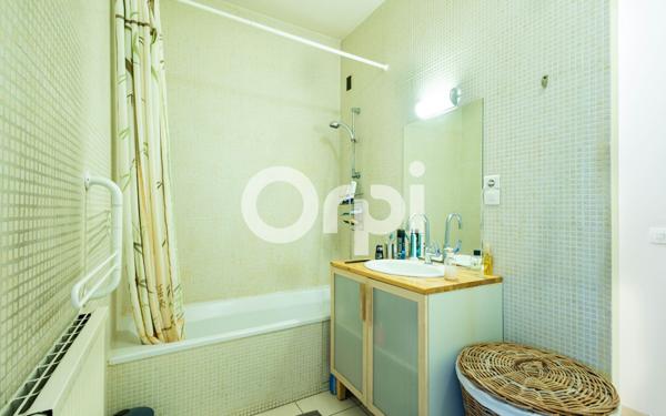 Appartement à vendre    3 pièces • 71,75 m2 Le Raincy