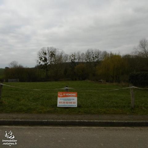 Terrain à bâtir de 1689 m²