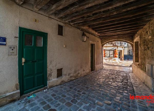 Appartement à louer    1 pièce • 31,58 m2 Laon