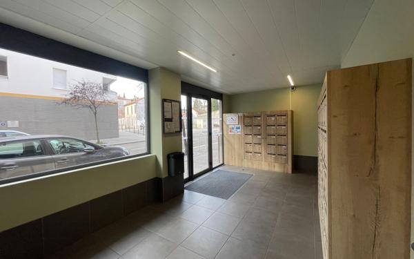 Appartement à vendre    2 pièces • 41,50 m2 Nîmes