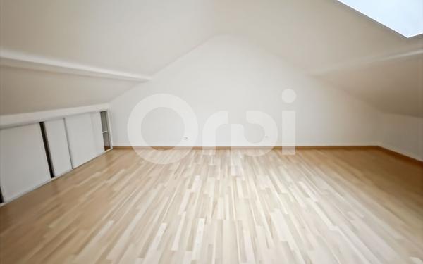 Maison à louer    4 pièces •  La Chapelle-en-Serval