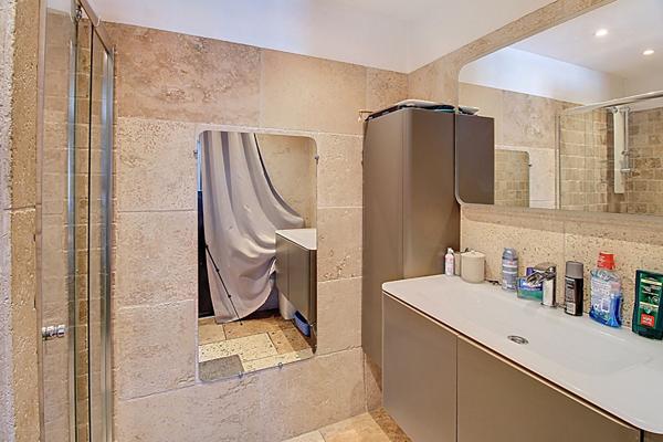 A VENDRE en EXCLUSIVITE ! Appartement loué 2 pièces 35 m² à Draguignan avec ascenseur