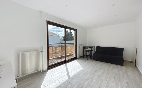 Appartement à louer    1 pièce • 26,55 m2 Joinville-le-Pont