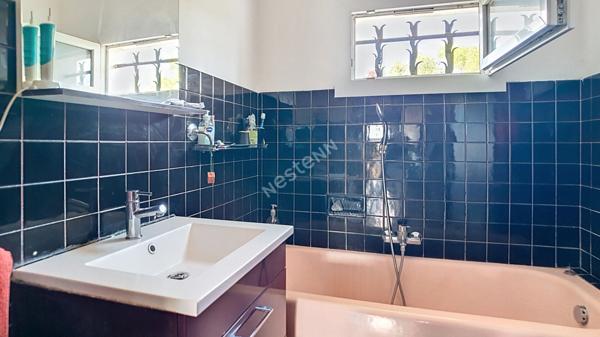 La Couronne : Bastide familiale de 180 m2 (T3 + T5) à 1 km des Plages !!