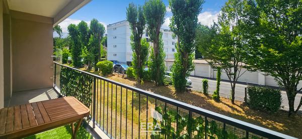 BORDEAUX CAUDERAN -MARLY I - Limite Mérignac Appartement 93 m² au 1er étage - Balcon - Calme