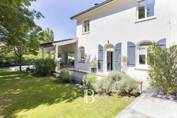 Toulouse, Villa 6 Chambres -  264 m² à vendre