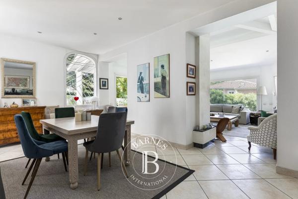 Toulouse, Villa 6 Chambres -  264 m² à vendre