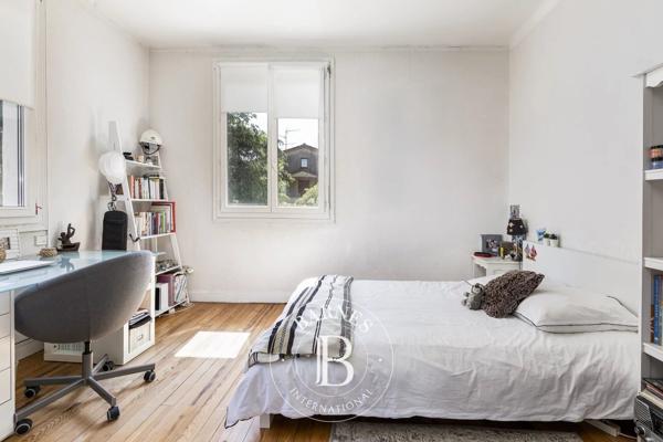 Toulouse, Villa 6 Chambres -  264 m² à vendre