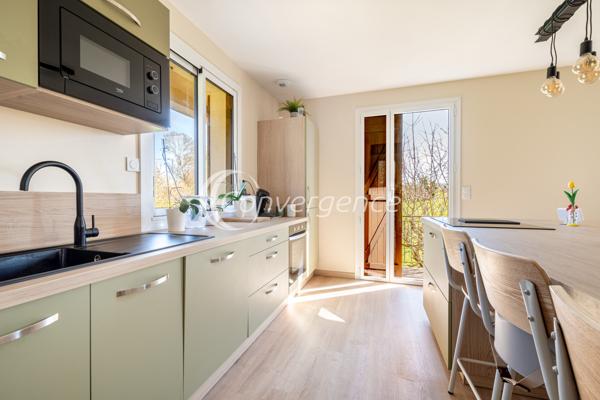 Maison
                                                                                                                                                                                                                                                                                                                        4 pièce(s)                                                                                                                                                                                                          3 chambre(s)                                                                                                                                                                                                          103  m²