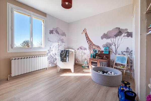 Maison
                                                                                                                                                                                                                                                                                                                        4 pièce(s)                                                                                                                                                                                                          3 chambre(s)                                                                                                                                                                                                          103  m²