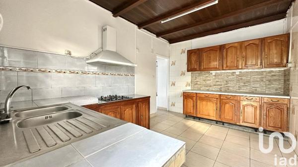 Maison à vendre 11 pièces 215 m² Le Tampon