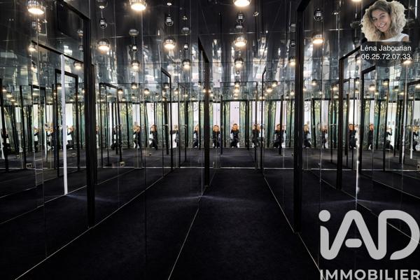 Maison à vendre 11 pièces 1 079 m² Sceaux
