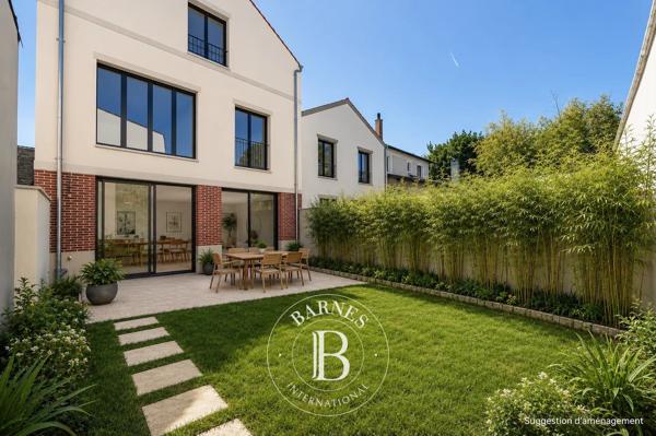 Joinville-le-Pont, Maison 5 Chambres -  219 m² à vendre