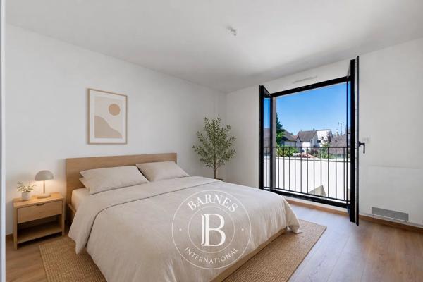 Joinville-le-Pont, Maison 5 Chambres -  219 m² à vendre