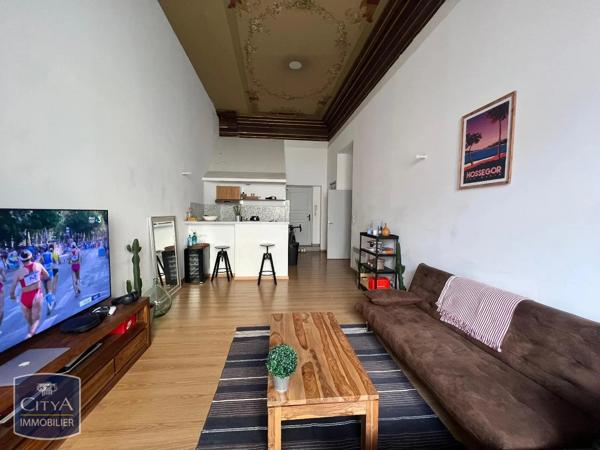 Appartement à louer 2 pièces 60.92m² Vichy (03200)