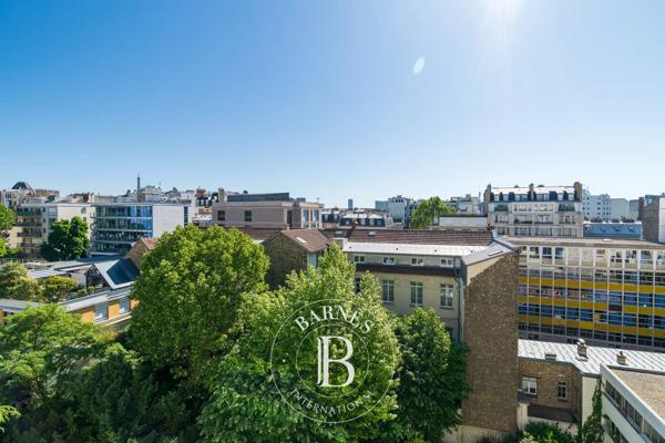 Paris 16ème, Appartement 1 Chambre -  79 m² à vendre