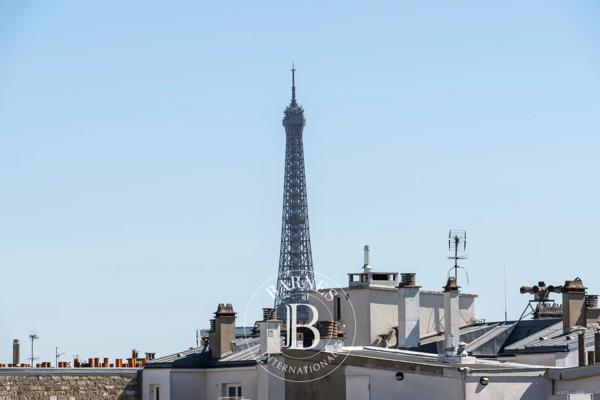 Paris 16ème, Appartement 1 Chambre -  79 m² à vendre