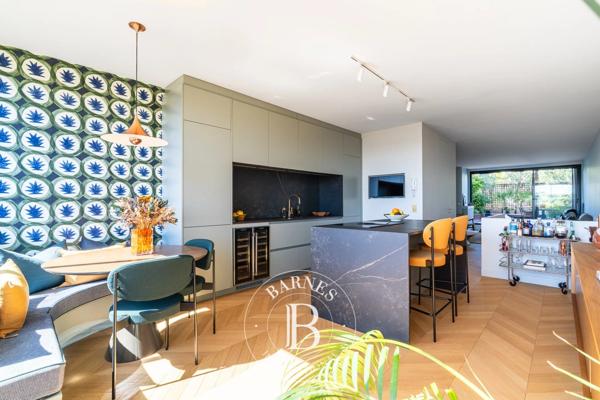 Paris 16ème, Appartement 1 Chambre -  79 m² à vendre