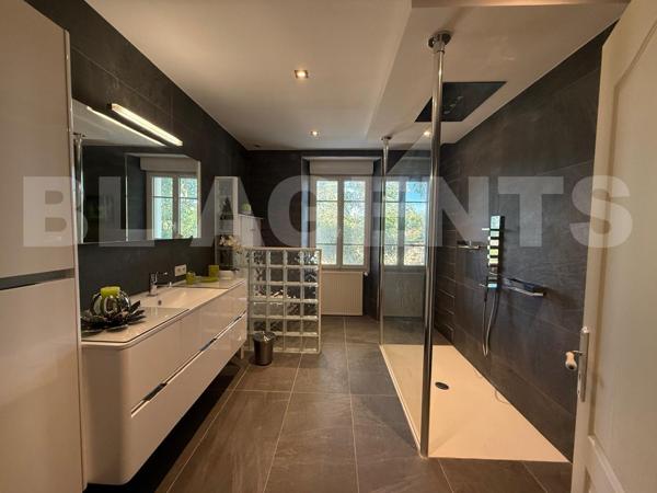 ✨ Propriété d'Exception et Prestations Haut de Gamme à Vielmur-sur-Agout (81570) ✨