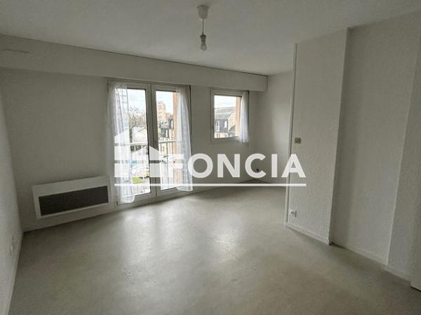 Location Studio 24.96 m² - 14-16 RUE MAURICE ROLLINAT Limoges 87000