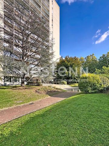 À vendre : Appartement GRAND STUDIO à Antony cave et parking