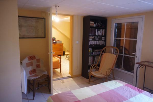 Maison à vendre 8 pièces; grand sous-sol, piscine sur terrain de 1500 m² située au Sud D'Auch