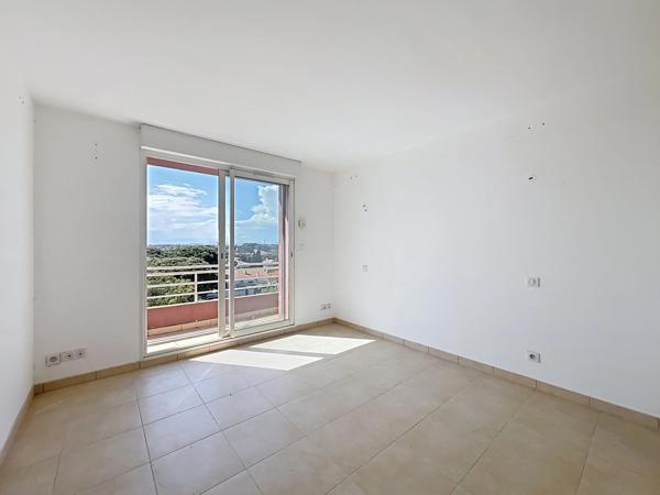 DUPLEX, 140M², DERNIER NIVEAU AVEC 2 TERRASSES ET GARAGE, CANET PLAGE