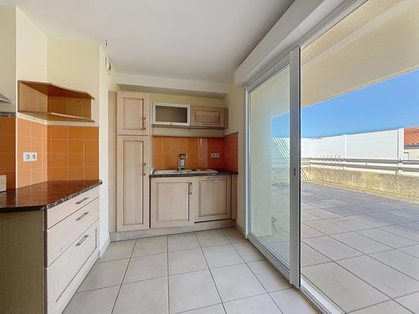 DUPLEX, 140M², DERNIER NIVEAU AVEC 2 TERRASSES ET GARAGE, CANET PLAGE
