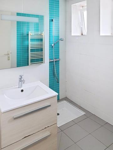 Maison 4 pièces+ local loué au cœur de Radenac