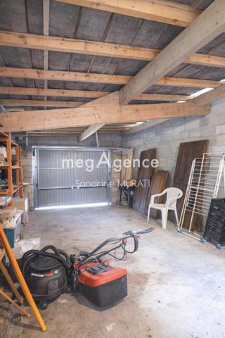 Maison à NEUILLY-LE-VENDIN, 53250 - 5 pièces 86m²