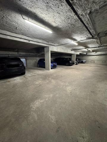 Très bel appartement de 2 pièces en plein coeur du Raincy!!! Asc + Parking!!!