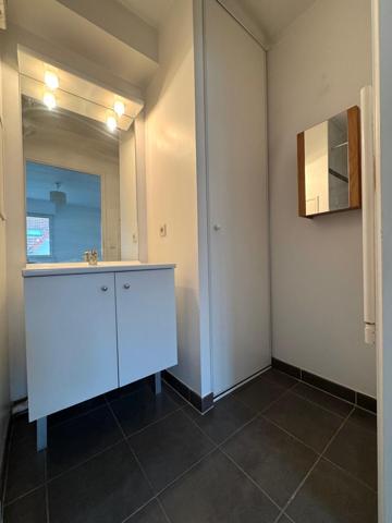 Très bel appartement de 2 pièces en plein coeur du Raincy!!! Asc + Parking!!!