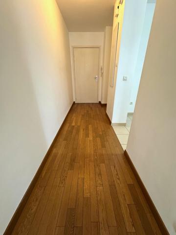 Très bel appartement de 2 pièces en plein coeur du Raincy!!! Asc + Parking!!!