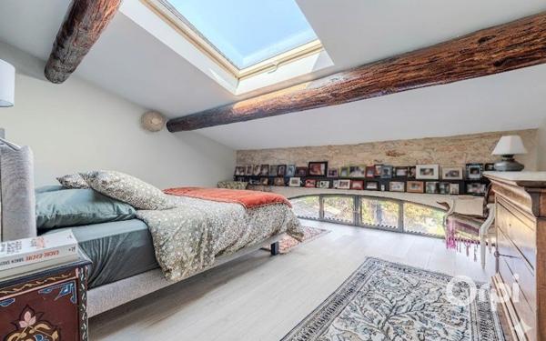 Maison à vendre    7 pièces •  Uchaud