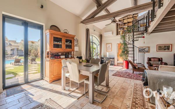 Maison à vendre    7 pièces •  Uchaud