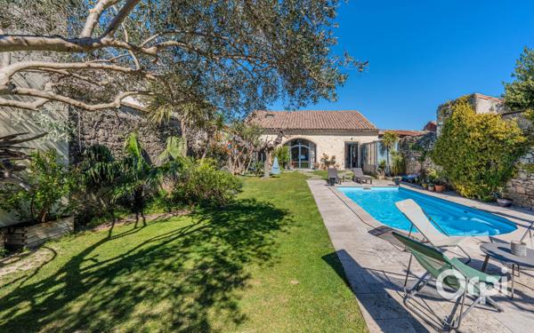 Maison à vendre    7 pièces •  Uchaud