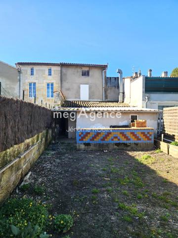 Immeuble à CREON, 33670 - 5 pièces 245m²