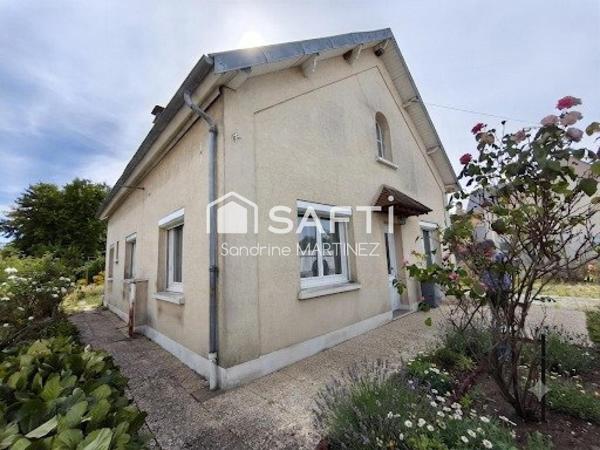 maison avec trois chambre au centre de Bornel