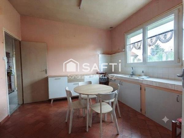 maison avec trois chambre au centre de Bornel