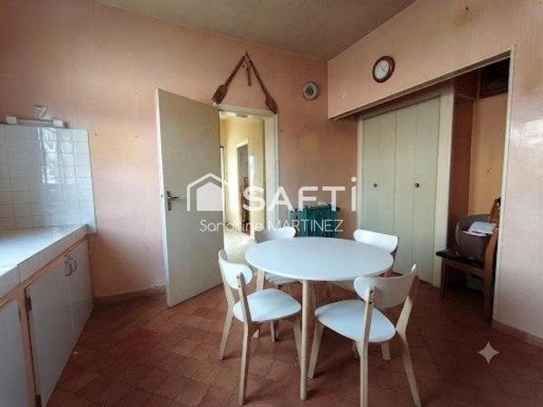 maison avec trois chambre au centre de Bornel