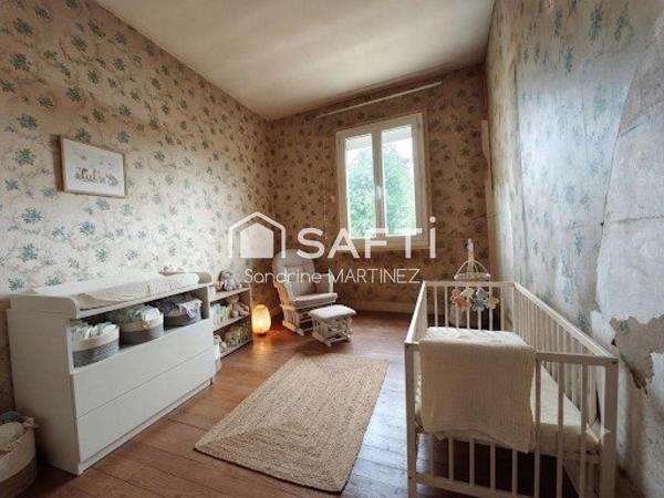 maison avec trois chambre au centre de Bornel
