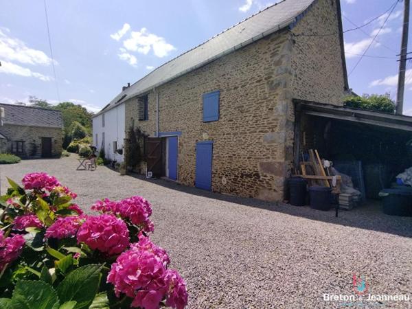 Longère en pierres axe Mayenne / Villaines la Juhel