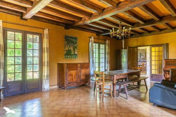 Maison à vendre |  Lubersac |  8 pièces | 198 m²