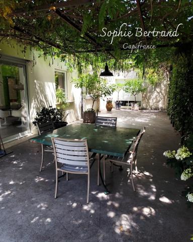 Montélimar Sud – Villa d'architecte d'exception avec T2 indépendant et piscine à débordement
