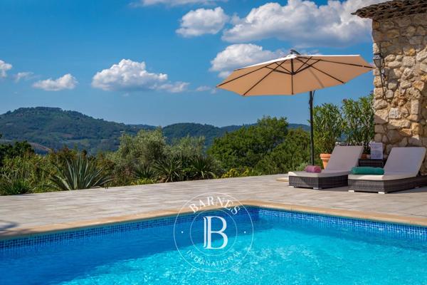 Peymeinade, Villa 9 Chambres -  345 m² à vendre