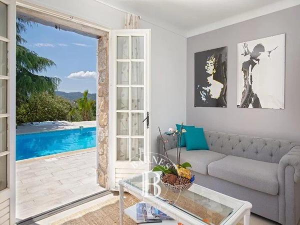 Peymeinade, Villa 9 Chambres -  345 m² à vendre