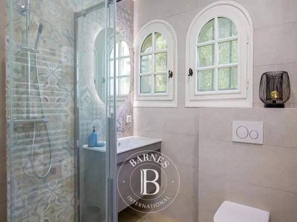 Peymeinade, Villa 9 Chambres -  345 m² à vendre